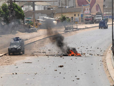 turf wars or offshoot of elections violence grips lyari once again