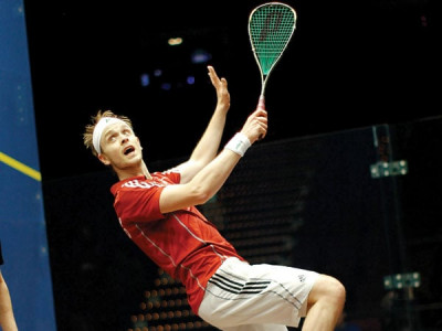 squash willstrop survives major scare at british open