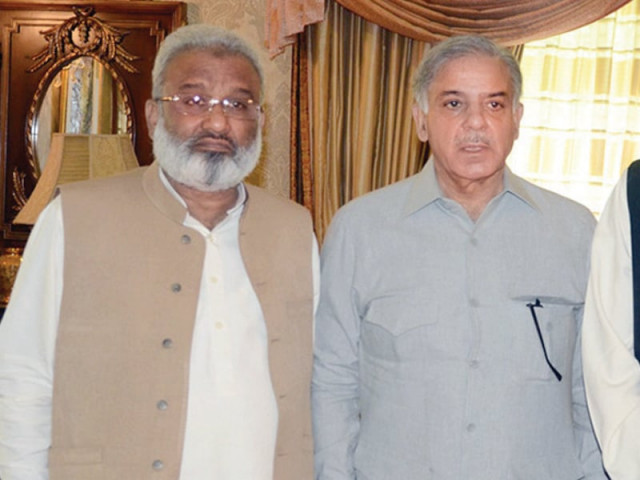 ppml chief dr arbab ghulam rahim meets pml n s punjab president shahbaz sharif to announce merger of the two political parties photo nni ppml chief dr arbab ghulam rahim meets pml n s punjab president shahbaz sharif to announce merger of the two political parties photo nni