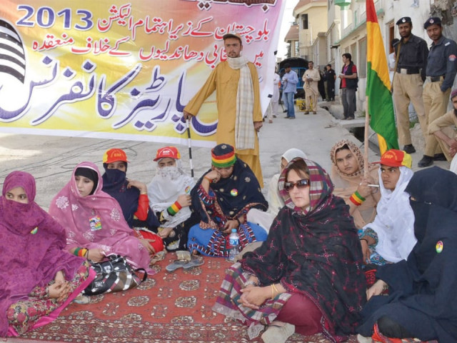 women activists of political parties take part in a sit in outside provincial election commission office in quetta photo inp women activists of political parties take part in a sit in outside provincial election commission office in quetta photo inp
