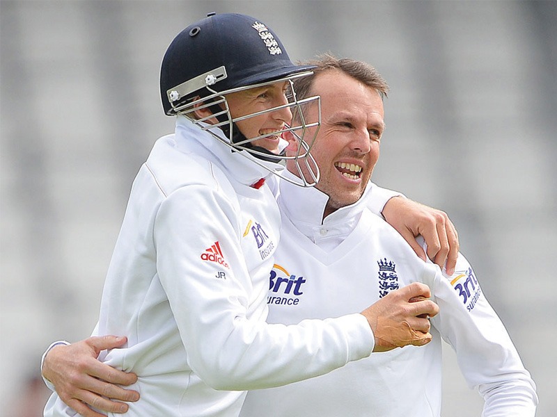 2nd Test: Swann leads England to series win