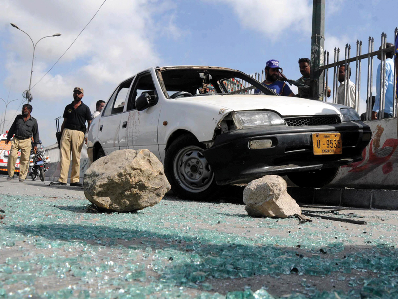 shc lawyer kauser saqlain and his two sons were gunned down on mauripur road on tuesday morning photo rashid ajmeri express