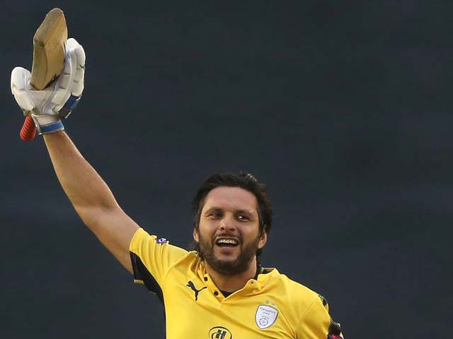 the hampshire vs derbyshire match proved that once shahid afridi cuts loose he is a difficult man to stop