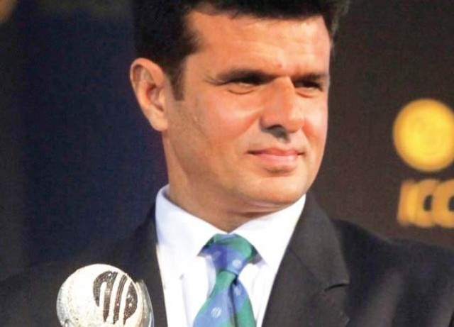 aleem dar cricket umpire has been a source of inspiration and set a great example that it s not just the players who can bring laurels to the country says afp president photo afp aleem dar cricket umpire has been a source of inspiration and set a great example that it s not just the players who can bring laurels to the country says afp president photo afp