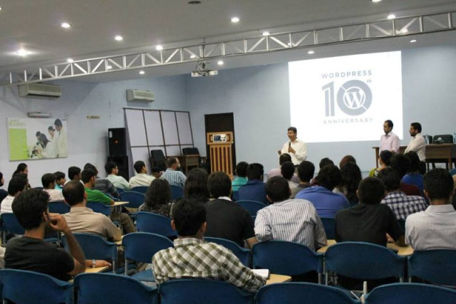 amin lalani addresses the audience photo wordcamp karachi facebook page amin lalani addresses the audience photo wordcamp karachi facebook page