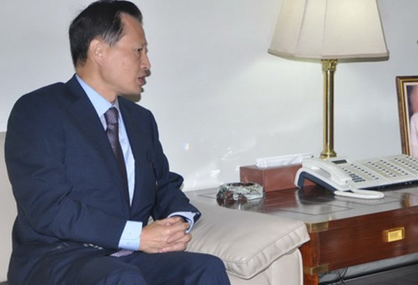we are hopeful that today s discussions on bilateral trade will provide a major impetus for trade ties between korea and pakistan says envoy photo ispr gov pk