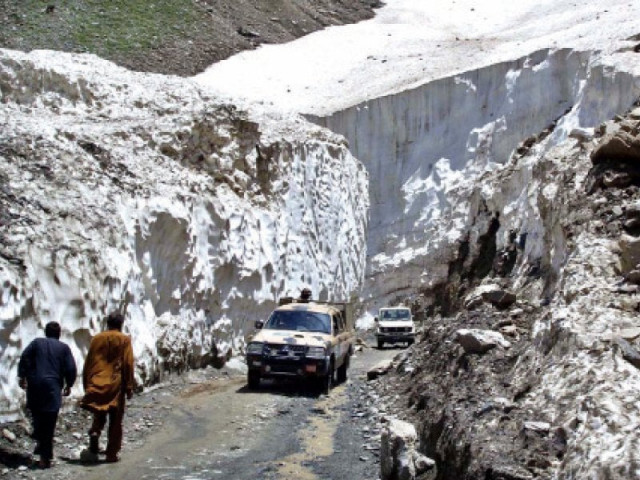 facilitating mobility lowari pass opened post winter closure facilitating mobility lowari pass opened post winter closure