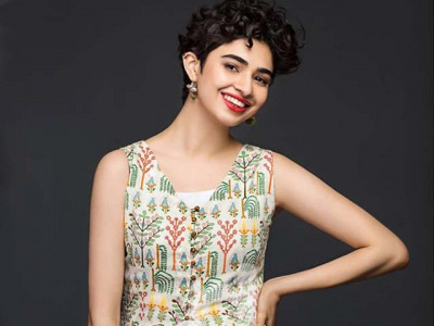 guys with man buns are oh so hot but saheefa jabbar khattak gets a pixie cut and she loses her appeal and rights as a woman guys with man buns are oh so hot but saheefa jabbar khattak gets a pixie cut and she loses her appeal and rights as a woman