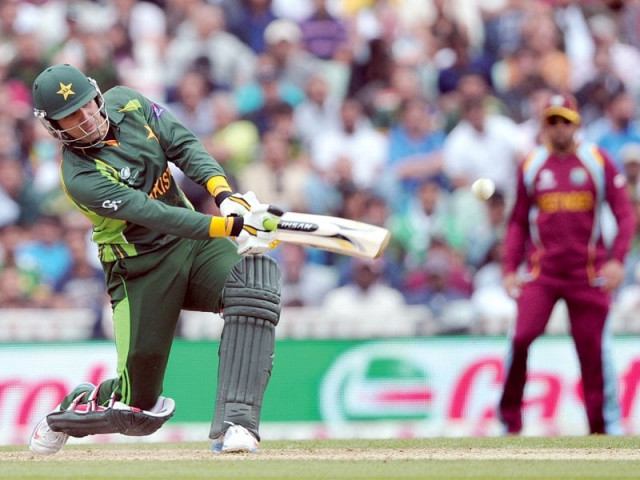 despite taking part in training sessions with legendary javed miandad the performance of the pakistan batsmen left a lot to be desired photo afp