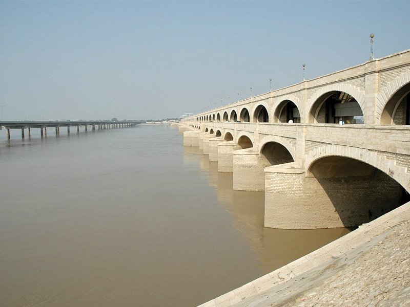 both sukkur barrage above and guddu barrage are in need of an overhaul according to a survey report on the modernisation of sukkur barrage photo file