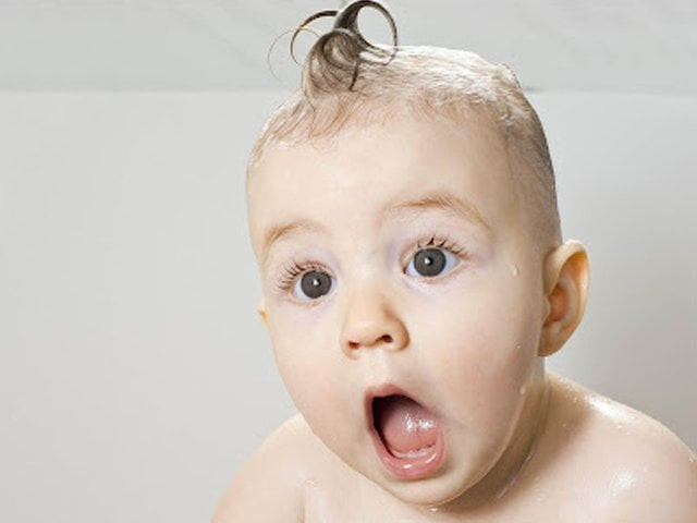 changing nappies before and after feeding help prevent painful nappy rash photo file changing nappies before and after feeding help prevent painful nappy rash photo file