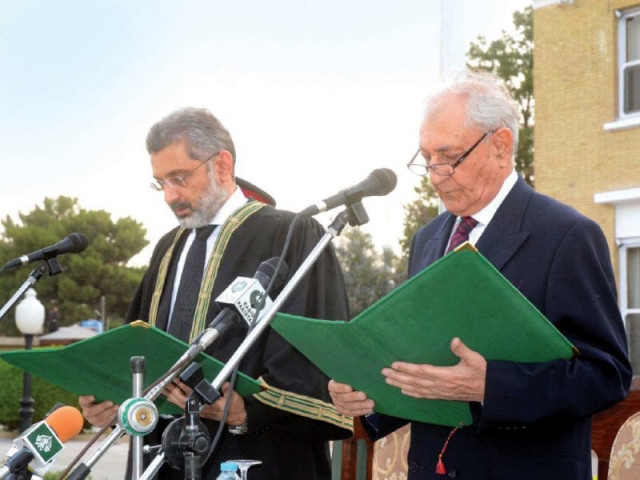 sworn in achakzai takes oath as cm balochistan sworn in achakzai takes oath as cm balochistan
