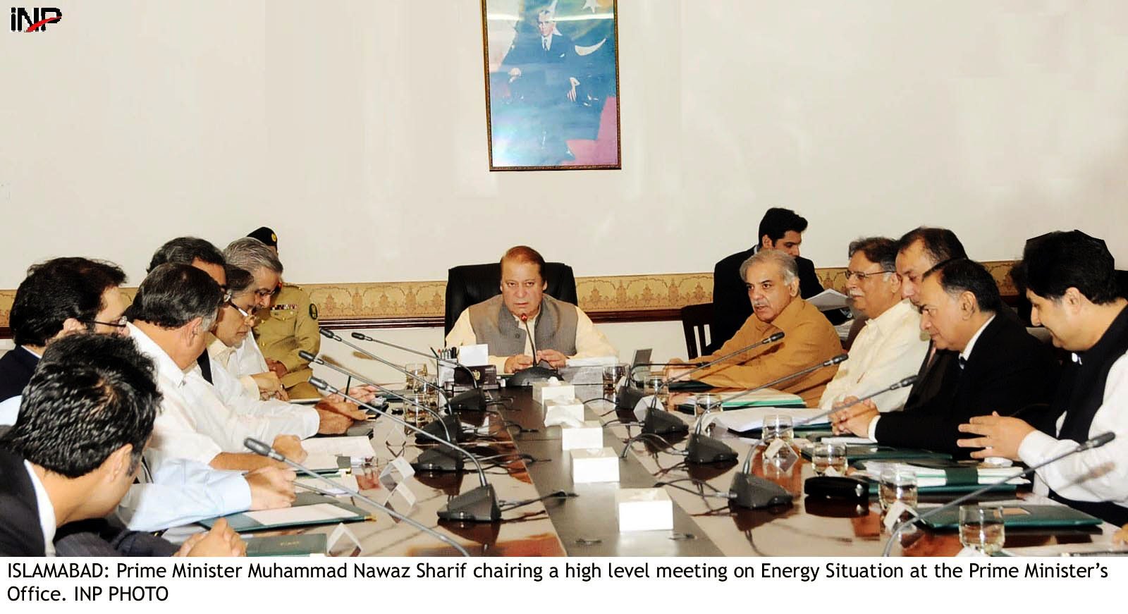 prime minister nawaz sharif chairs a high level meeting on the prevailing power crisis photo inp
