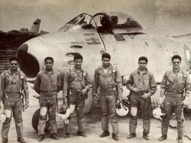 no 19 squadron pilots who struck pathankot on 6 september 1965 with squadron commander 039 nosey 039 haider standing third from right photo cap paf no 19 squadron pilots who struck pathankot on 6 september 1965 with squadron commander 039 nosey 039 haider standing third from right photo cap paf