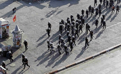 ankara says union strike illegal warns of police action