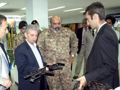 defence capability minister visits ordnance factories