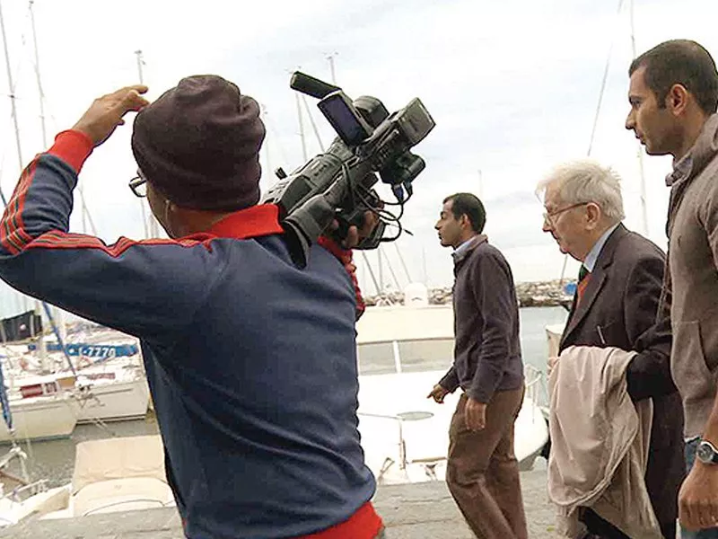 film makers zakir thaver and omar vandal express their love for science through a documentary on mohammad abdus salam design abeera khan fahad naveed film makers zakir thaver and omar vandal express their love for science through a documentary on mohammad abdus salam design abeera khan fahad naveed