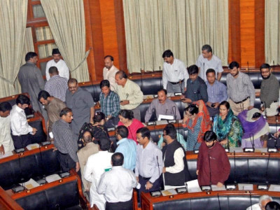 sindh assembly budget speeches fail to capture mpas attention