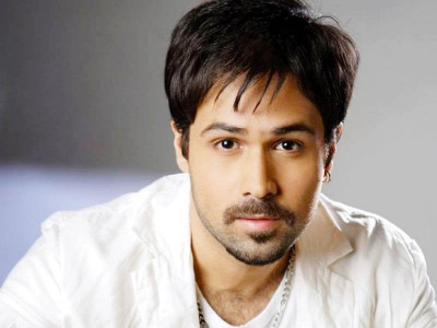 bollywood s serial kisser proves he is versatile