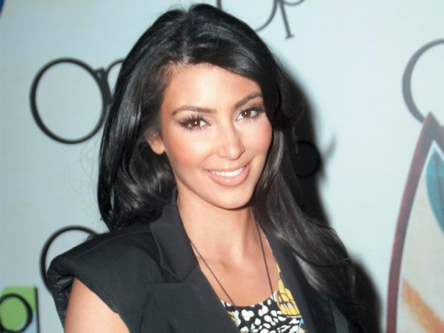 kim kardashian discharged from hospital despite premature infant