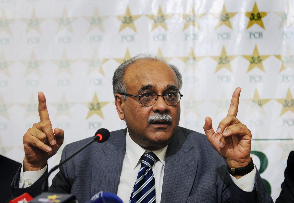 najam sethi interim chairman of the pakistan cricket board pcb addresses a press conference in lahore on june 24 2013 photo afp