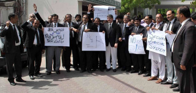 attack on judge lawyers across the country to boycott courts today