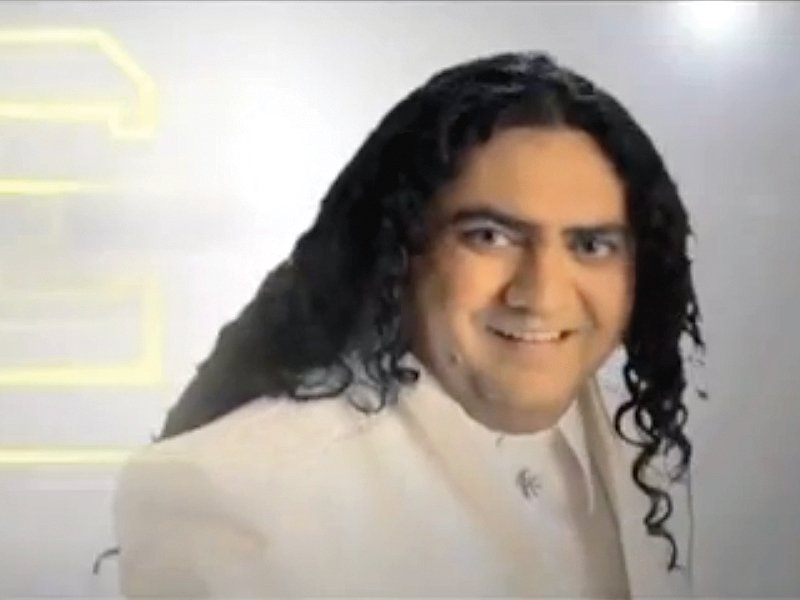 tahir shah tries to mesmerise with his eyes and flowy hair photo file