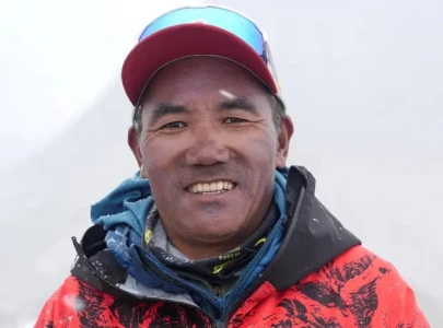 sherpa climbs everest 32nd time