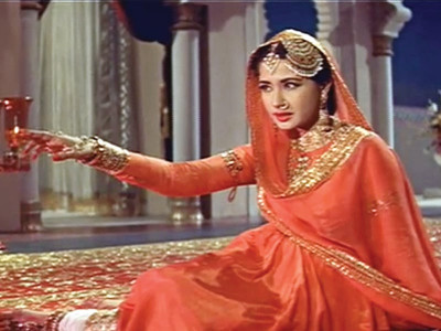 sonam kapoor wants to play meena kumari sonam kapoor wants to play meena kumari