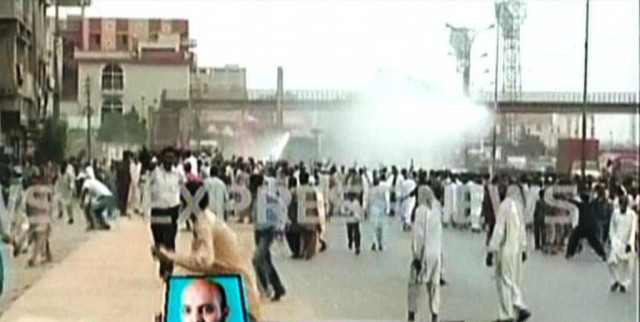 demonstration on mauripur road photo express demonstration on mauripur road photo express