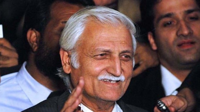 senator farhatullah babar photo file senator farhatullah babar photo file