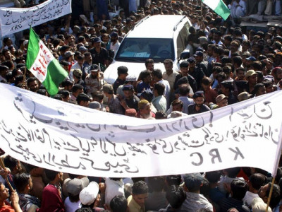 kutchis baloch agree to bury the hatchet