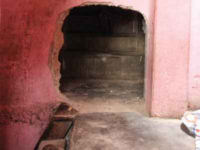 war strategies lyari residents use holes in the wall to escape gangsters use them to occupy war strategies lyari residents use holes in the wall to escape gangsters use them to occupy