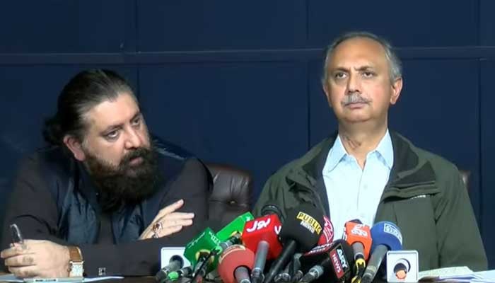 pakistan tehreek e insaf spokesperson sheikh waqas akram addressing press conference along with opposition leader in national assembly omar ayub in peshawar on november 29 2024 screengrab