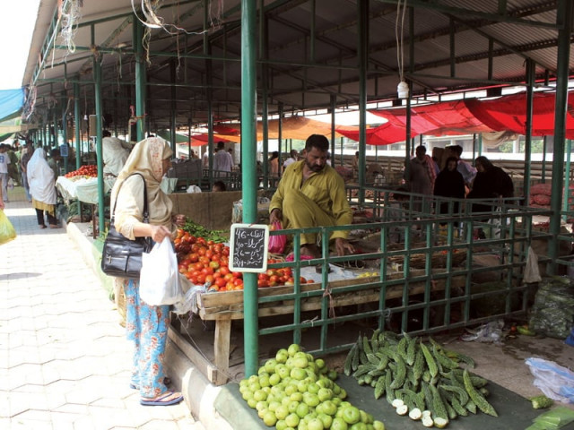 the stalls at the sasta and sunday bazaars present a relatively deserted look due to limited range and high prices photo waqas naeem express the stalls at the sasta and sunday bazaars present a relatively deserted look due to limited range and high prices photo waqas naeem express