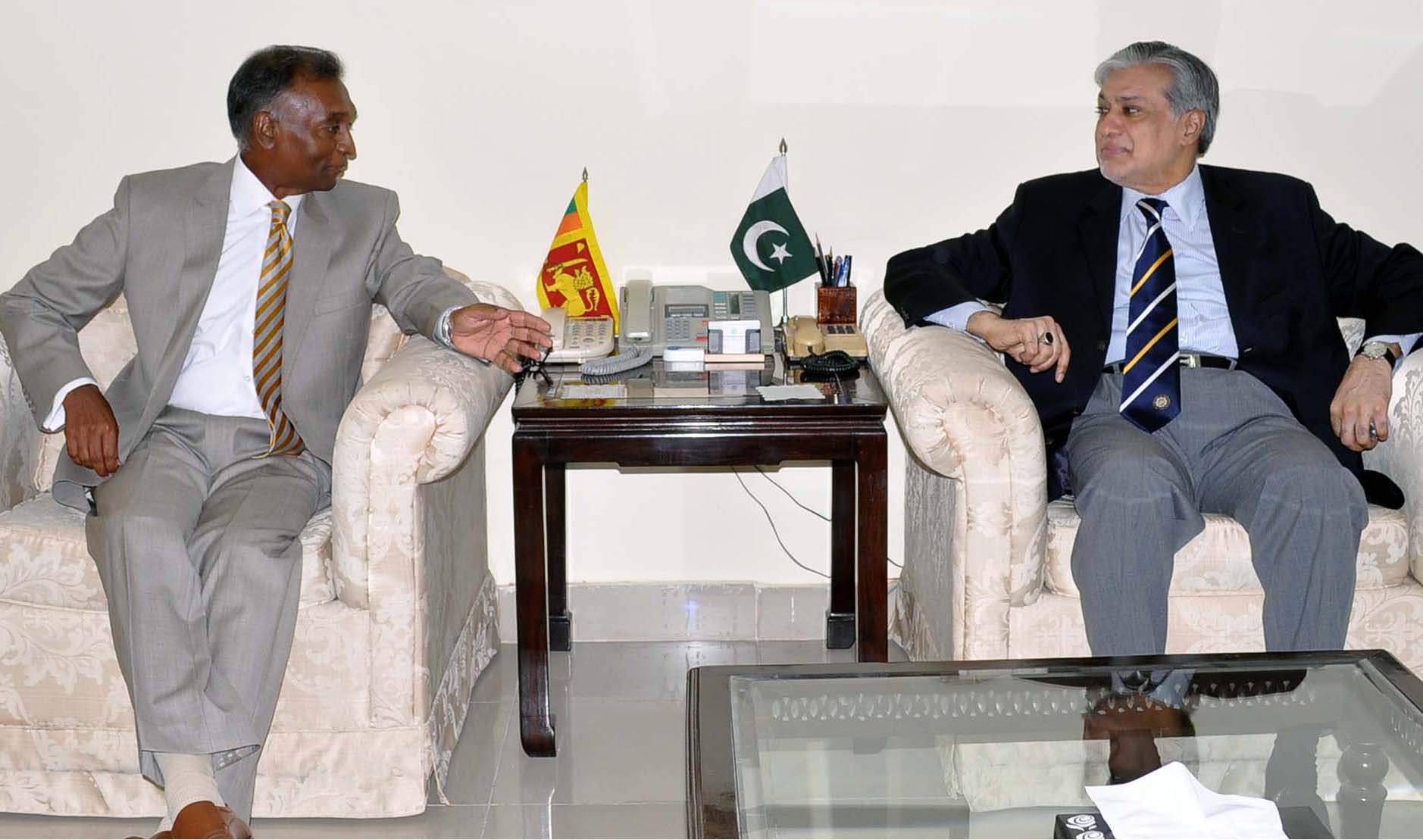 dar told the sri lankan envoy about pml n government s commitment to bolstering trade among saarc countries photo pid