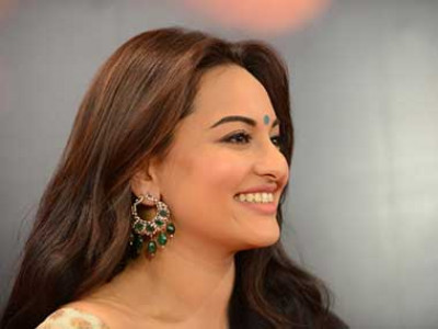 sonakshi s love for saris dates back to childhood sonakshi s love for saris dates back to childhood