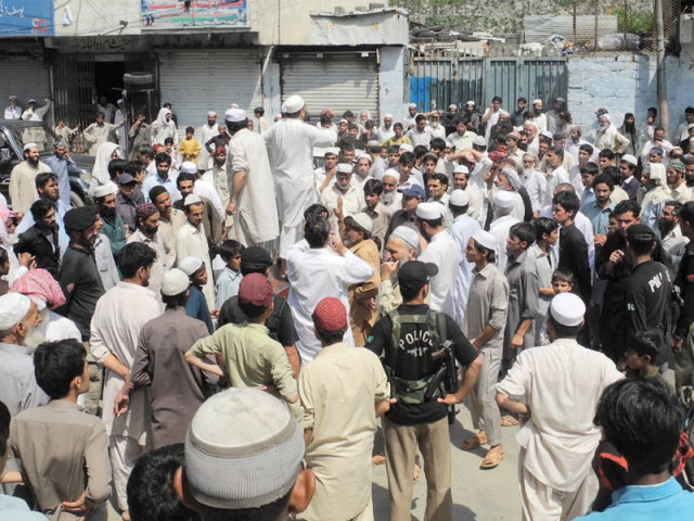 angry protesters vent their frustrations in bishaam photo express angry protesters vent their frustrations in bishaam photo express