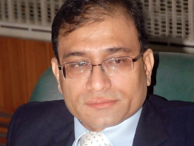 former karachi commissioner muhammad hussain syed did not appear for the hearing despite the court 039 s orders photo express news former karachi commissioner muhammad hussain syed did not appear for the hearing despite the court 039 s orders photo express news