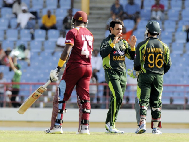 mohsin said that left arm spinner rehman needed to be included in the playing eleven to reduce the pressure on ajmal photo afp