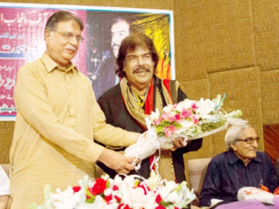 musical heritage shaukat ali honoured with pride of punjab award musical heritage shaukat ali honoured with pride of punjab award