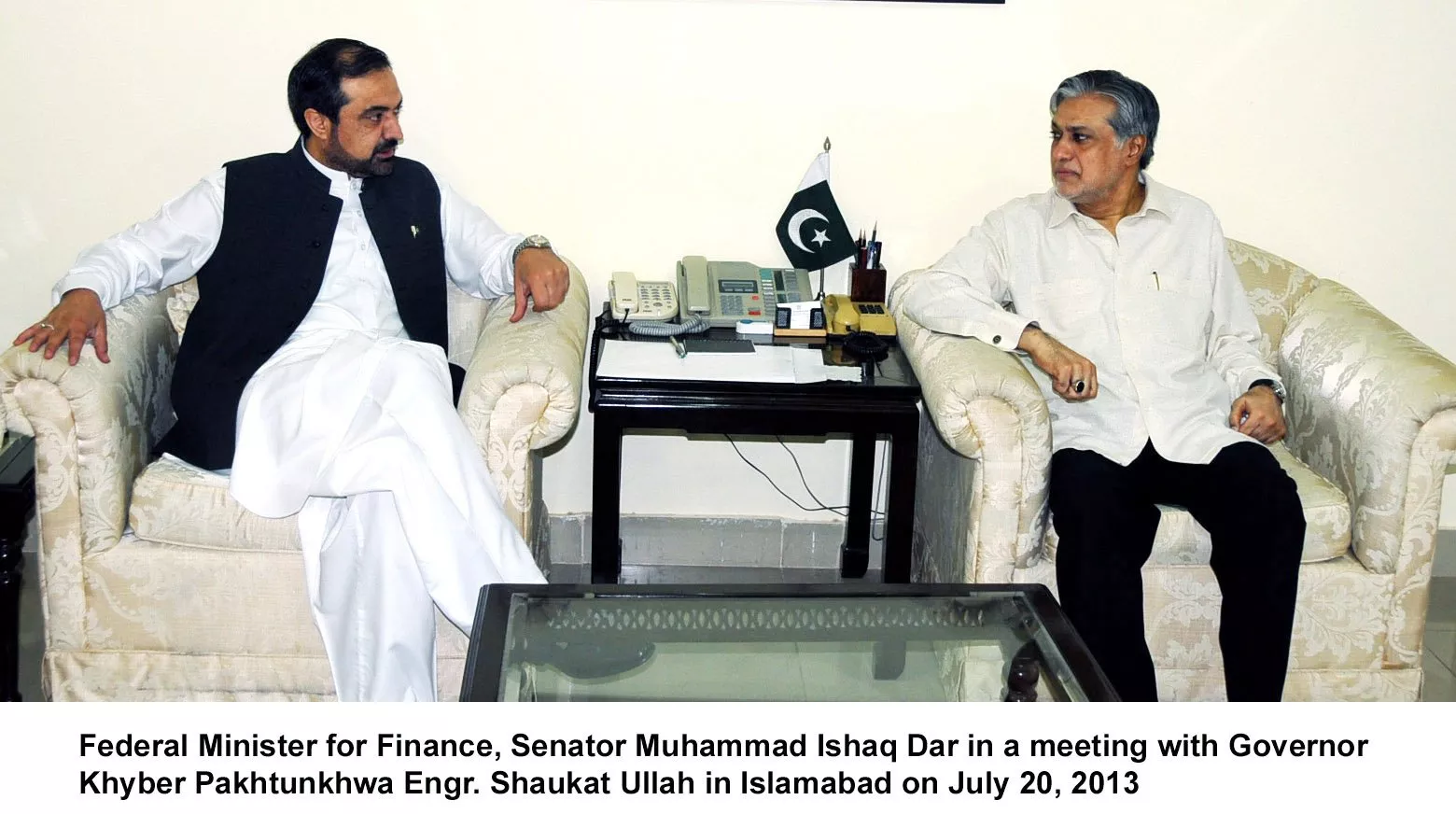 khyber pakhtunkhwa governor engr shaukhatullah l meeting with finance minister ishaq dar r photo pid khyber pakhtunkhwa governor engr shaukhatullah l meeting with finance minister ishaq dar r photo pid