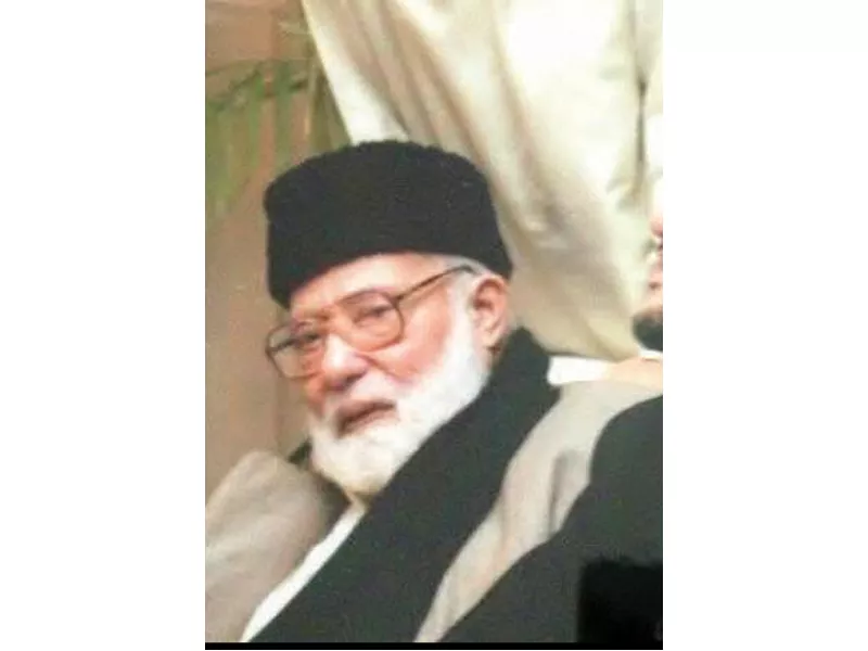 born in delhi on november 11 1925 haq completed his postgraduate studies in 1945 and llb in 1946 from the delhi university he worked with quaid e azam mohammad ali jinnah in the pakistan movement as a member of the muslim students federation and volunteer of muslim league born in delhi on november 11 1925 haq completed his postgraduate studies in 1945 and llb in 1946 from the delhi university he worked with quaid e azam mohammad ali jinnah in the pakistan movement as a member of the muslim students federation and volunteer of muslim league