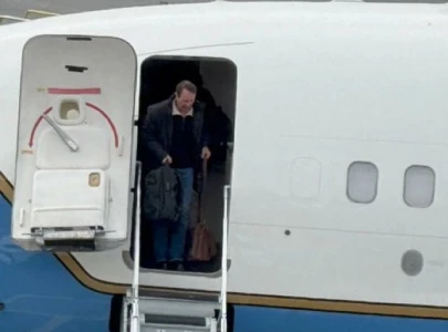 trump envoy arrives for greenland visit