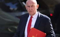 uk defence minister quits with stinging rebuke of pm starmer