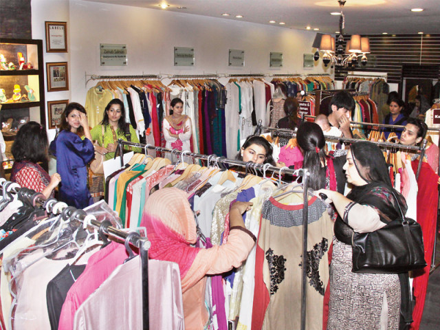 a lot of designers at the exhibition displayed heavily embellished silks and chiffons photo shafiq malik express a lot of designers at the exhibition displayed heavily embellished silks and chiffons photo shafiq malik express