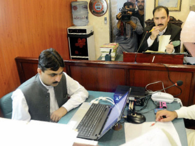 zero to sixty mobile court disposes six petitions on day one