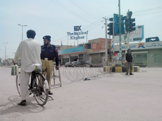 the curfew imposed by the district government will be relaxed from 10am to 12pm and 4pm to 5pm photo courtesy adnan bhaittani the curfew imposed by the district government will be relaxed from 10am to 12pm and 4pm to 5pm photo courtesy adnan bhaittani