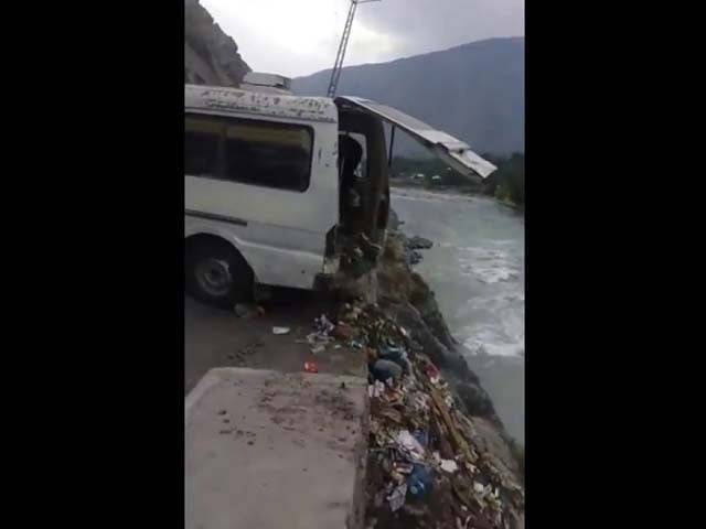 chitral health department is seen disposing off a van full of hospital waste in the already ecologically threatened chitral river photo screenshot chitral health department is seen disposing off a van full of hospital waste in the already ecologically threatened chitral river photo screenshot