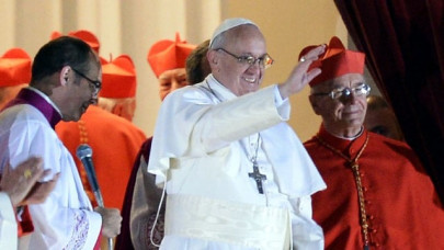 pope urges mutual respect with islam in personal message